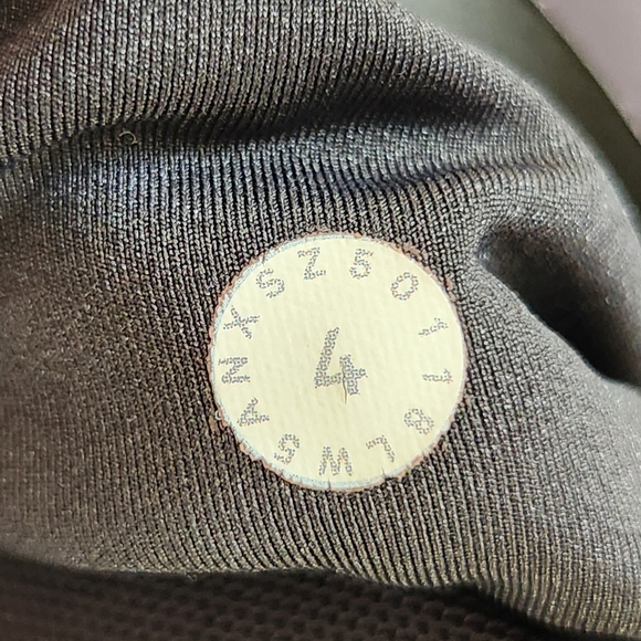 Lululemon In Movement 7/8 Tight Leggings Everlux Black Size 4 - Picture 6 of 9